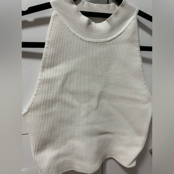 Aritzia Babaton sculpt knit mock neck - Picture 2 of 5